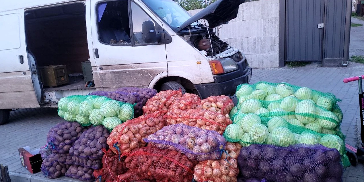 Sunflower Scotland - van loaded with vegetables for Kherson