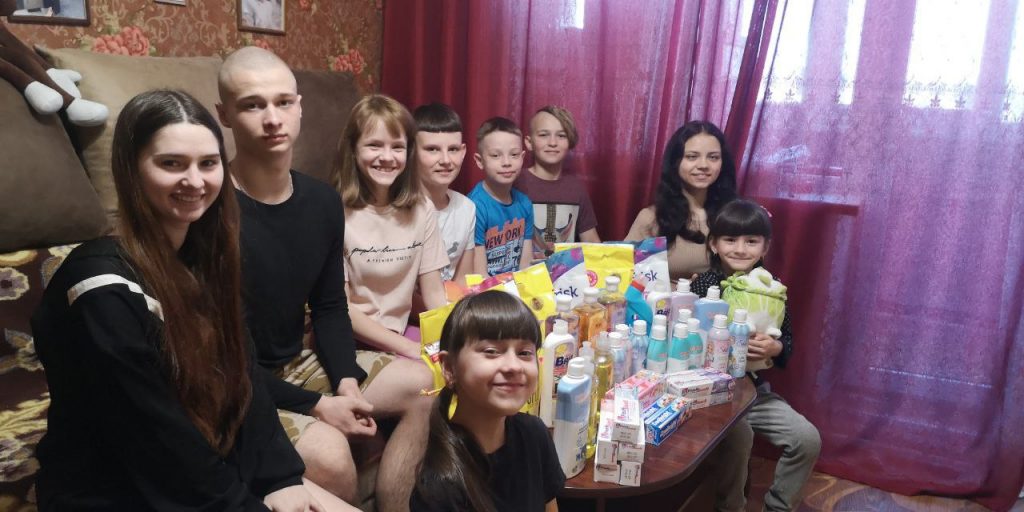 Orphan children in foster family in Krasnokutsk who received cleaning supplies from Sunflower Scotland, 06 April 2024