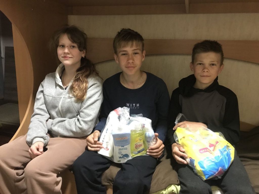 Orphan children in foster family in Krasnokutsk who received cleaning supplies from Sunflower Scotland, 06 April 2024