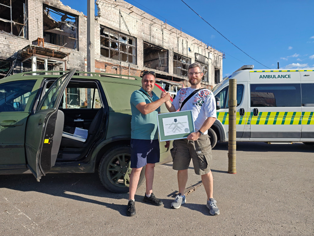 Oleg, head of Sunflower Scotland, received Certificate of Appreciation from Khartiya
