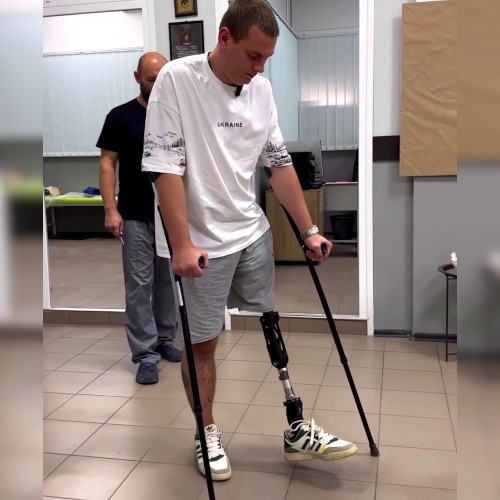 Sunflower Scotland sponsors rehabilitaiton of Ukrainian war veteran at Way to Health rehabilitation centre