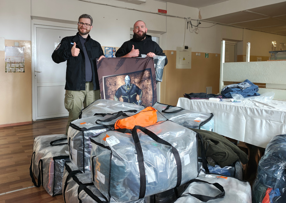 Sunflower donating 106 sets of clothes for wounded at field hospital east of Zaporizhzhia