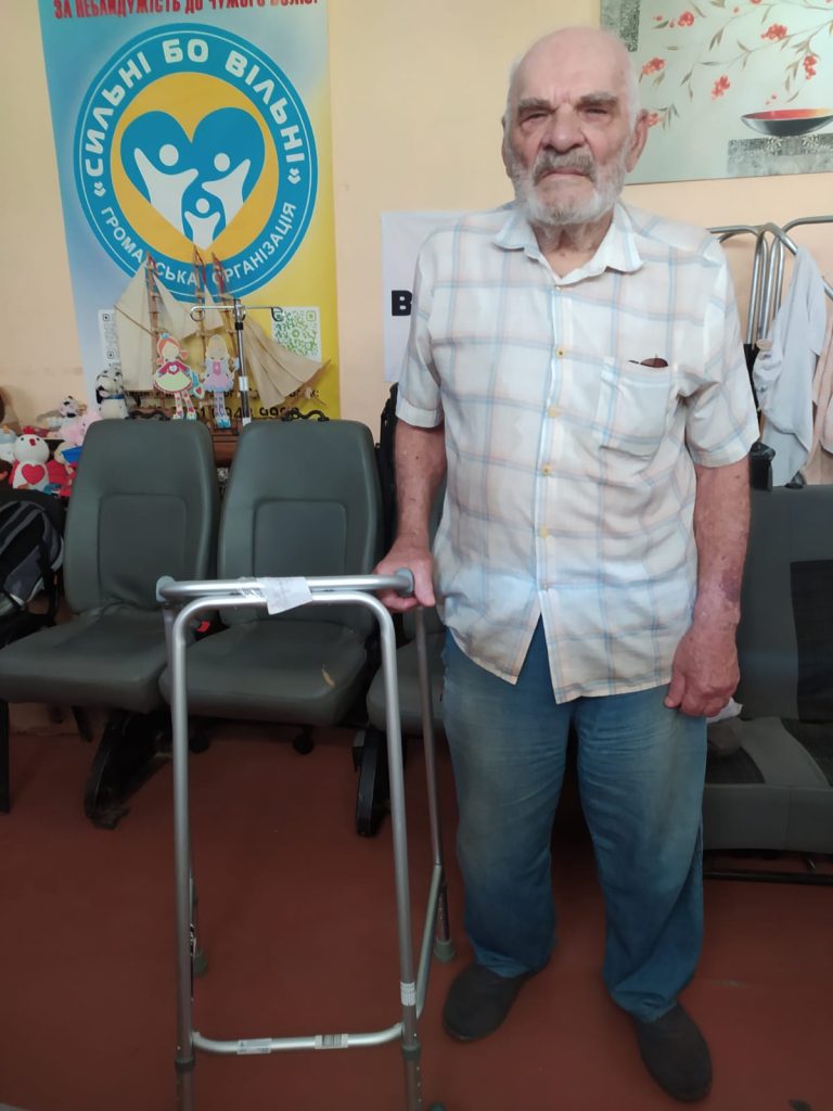 zimmer frame from Sunflower Scotland donated to a disabled person in Kherson